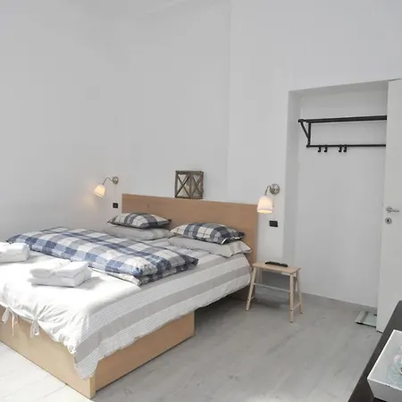 La Genesa Guest house *